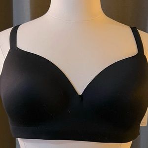 Soma Black Enbliss Wireless Bra 36DD New with Tags